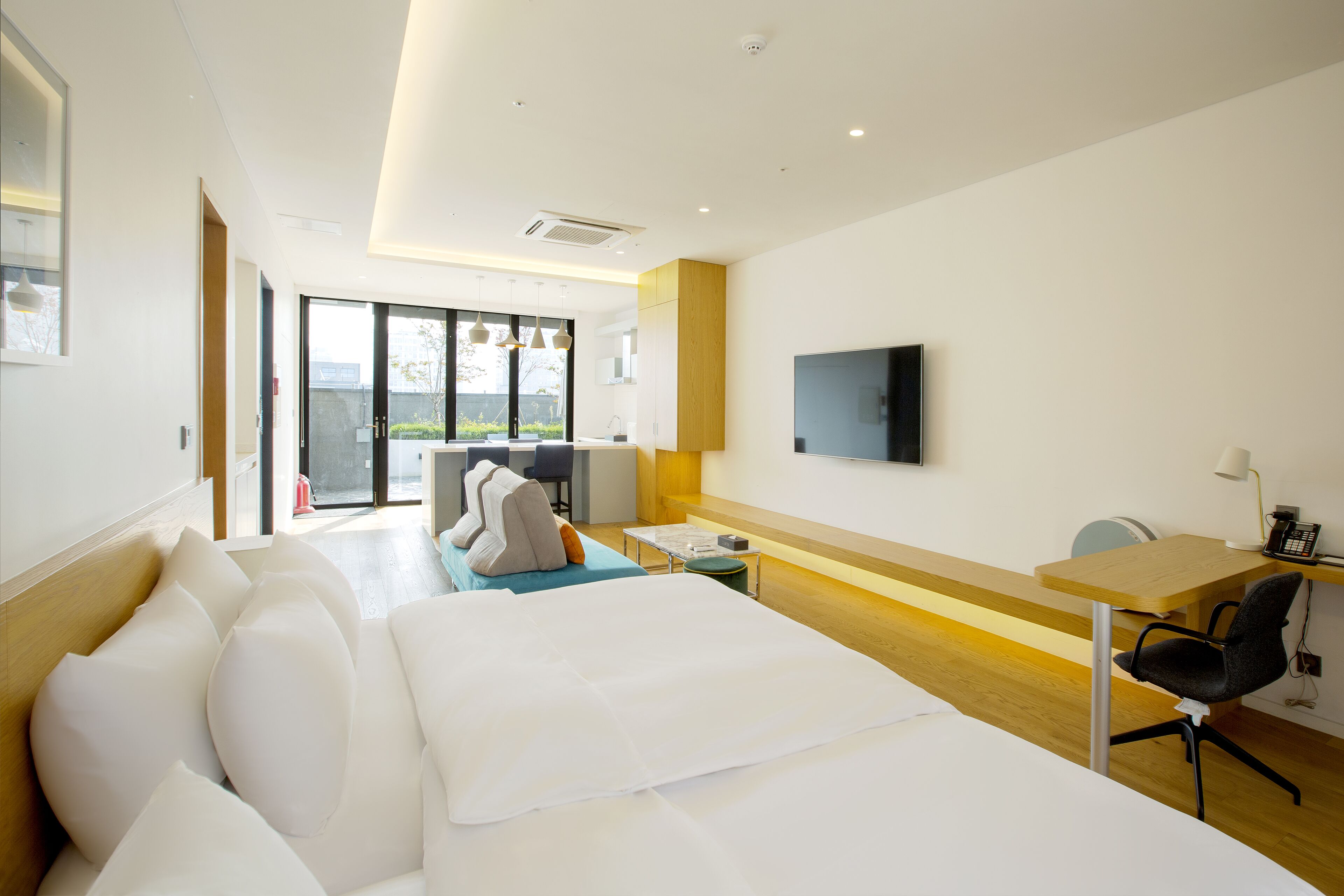 Suite, zum Garten hin