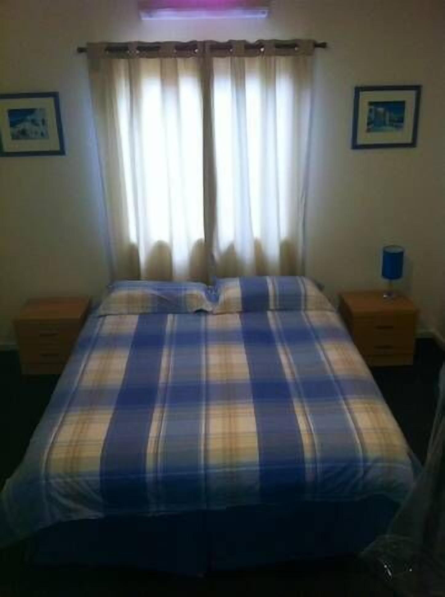 Free WIFI **200m to beach** R/C Air in all rooms  — image 6