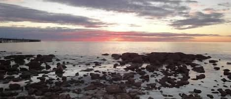 Una spiaggia nelle vicinanze