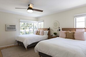 3 bedrooms, iron/ironing board, Internet, bed sheets