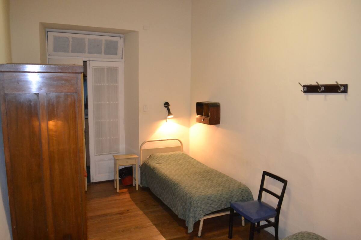 In-room safe, free WiFi