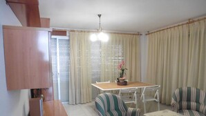 Unclassified image, 5 of 22, button - APARTMENT CLOSE TO THE BEACH FOR FAMILY OR FRIENDS HOLIDAYS  (ESTERTIT)