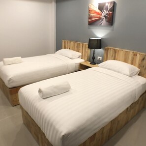 Blackout curtains, free WiFi, bed sheets