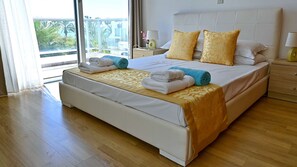 3 Schlafzimmer, Zimmersafe, Bügeleisen/Bügelbrett, Reisekinderbett