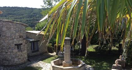 LUBERON FORMER SHEEPFOLD 19 th