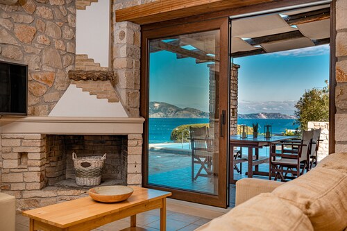 Kymaros Luxury Villa Lofos, 3 chambres, piscine privée, vue sur la mer