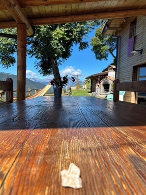 Outdoor dining - CHALET TRE SANTELLE BOSSICO (Bossico)