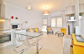 Fridge, microwave, oven, dishwasher - 1018 Casa Pueblo 100A (Nerja)