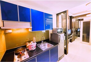 Exclusive Condo, 1 Bedroom, Balcony, Resort View | Private kitchen | Full-sized fridge, microwave