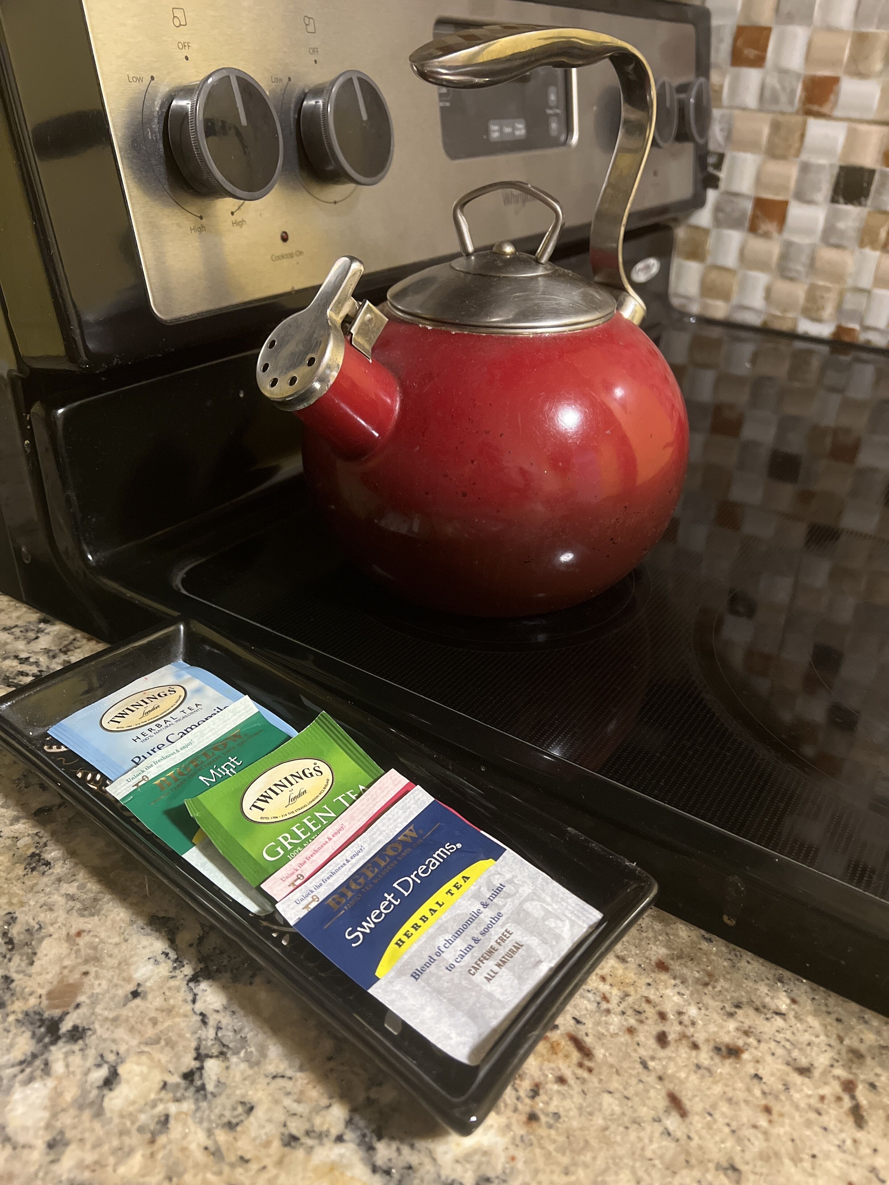 fridge, stovetop, coffee/tea maker, toaster