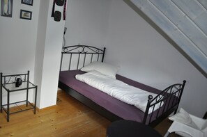 2 Schlafzimmer, Bügeleisen/Bügelbrett, Reisekinderbett, kostenloses WLAN