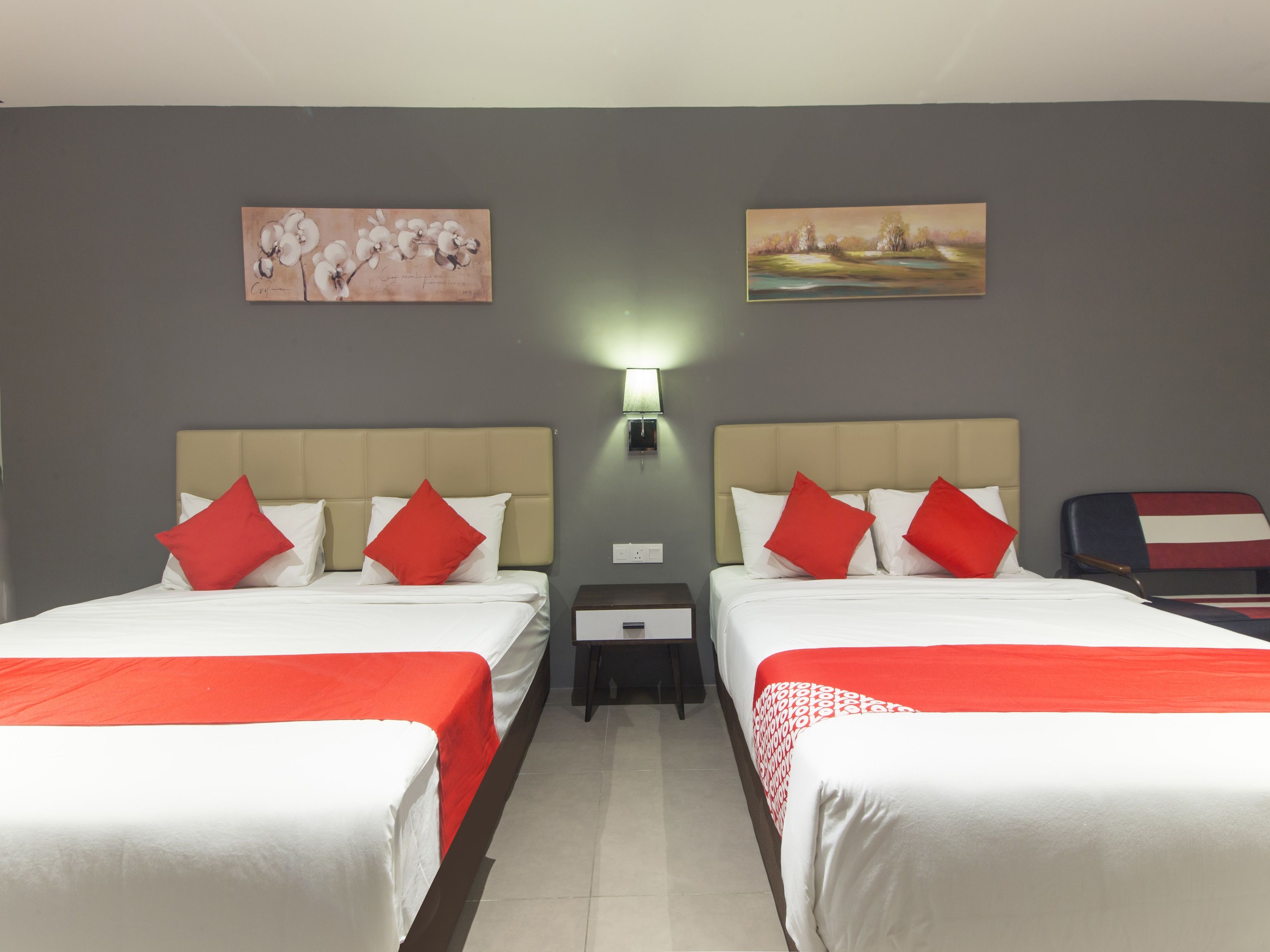 premium suite | free wifi, bed sheets