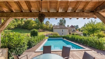 Piscine extérieure, piscine chauffée