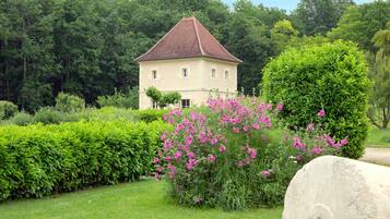 Enceinte de lâhĂ©bergement