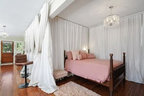 5 chambres, fer et planche à repasser, Wi-Fi gratuit, draps fournis