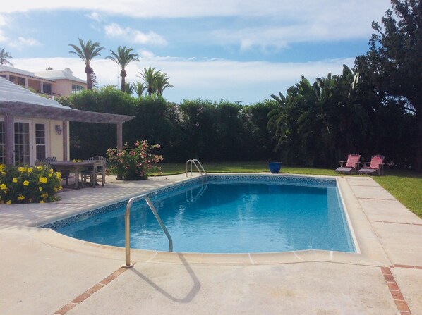 Alberca al aire libre 