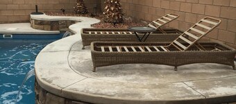 Beautiful house with pool and casita minutes from Colorado river