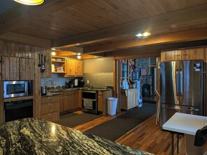 Fridge, microwave, oven, stovetop - Historic Lodge on 48 Acres. 14 Beds, 4 bathrooms, accessible rooms throughout (Walker)