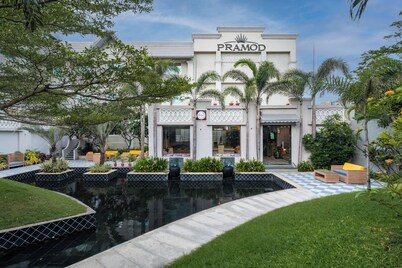 Pramod Convention & Beach Resort