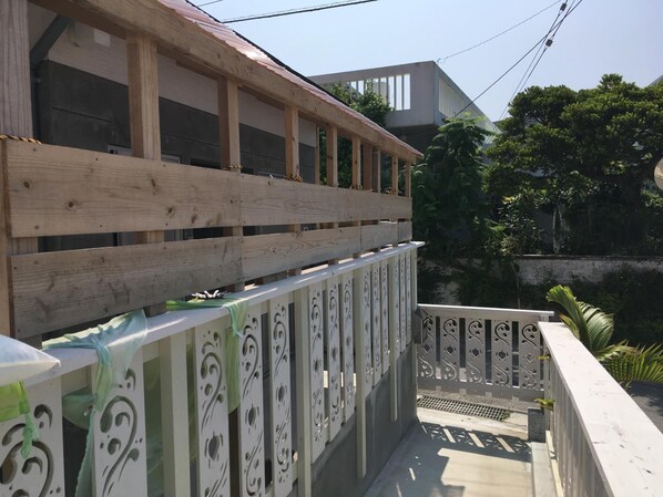 Balcony - Shimanchu Guesthouse YUIEN (Nanjo)