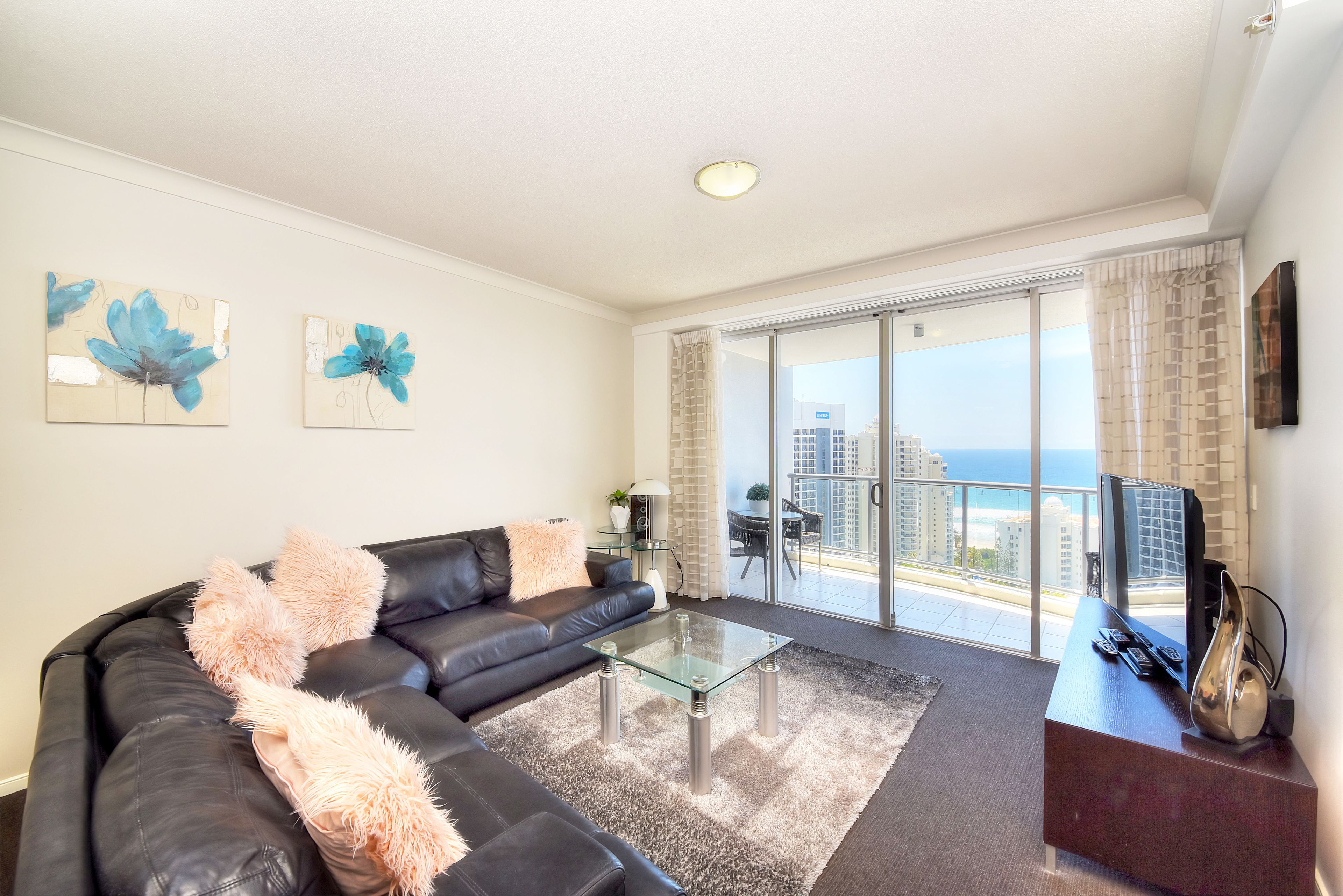 superior apartment, 2 bedrooms, ocean view | living area | dvd player