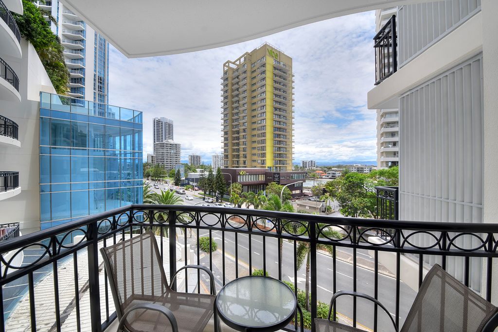 standard apartment, 2 bedrooms, river view | terrace/patio