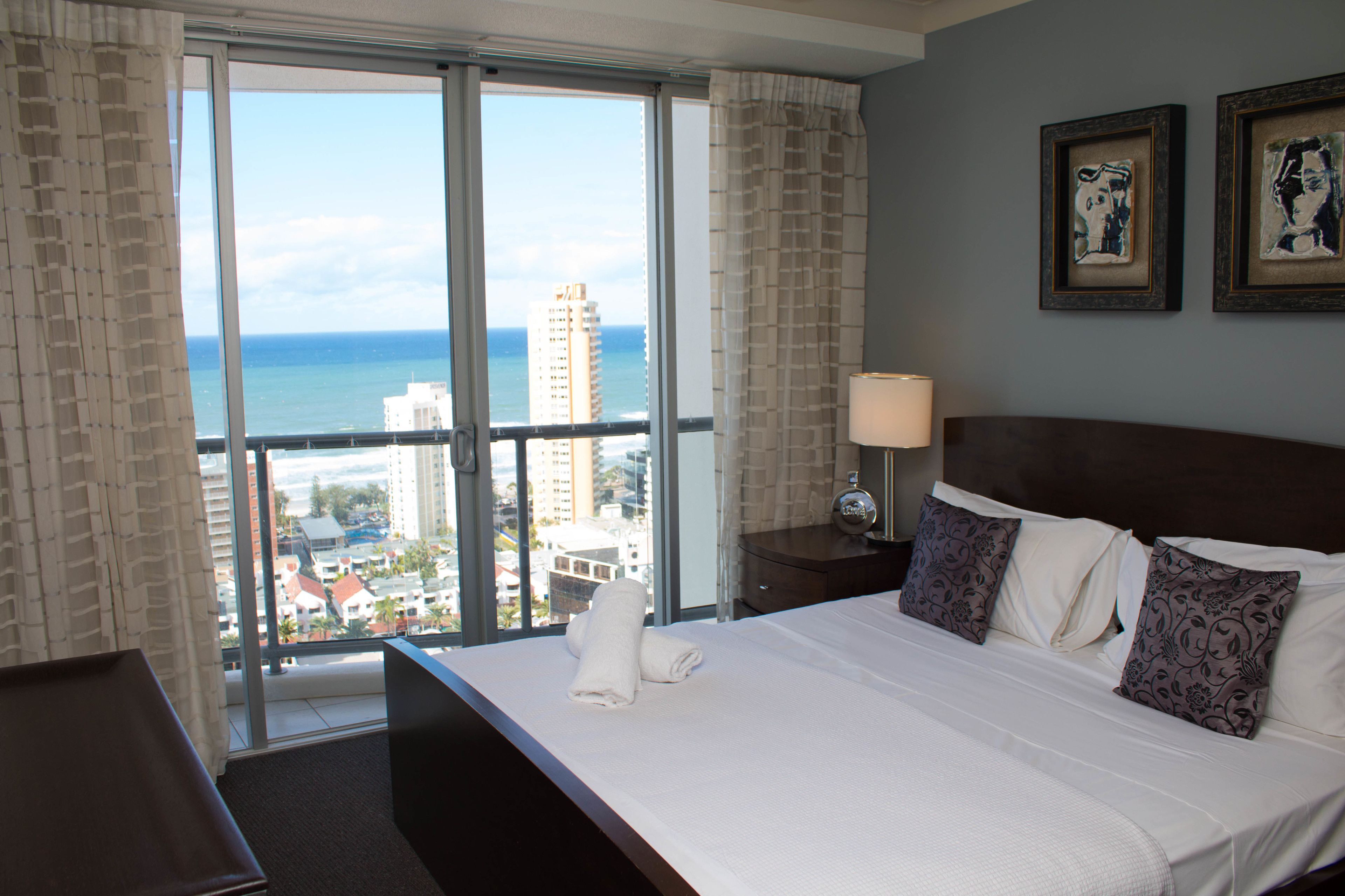 deluxe apartment, 2 bedrooms, ocean view | 2 bedrooms, individually decorated, individually furnished