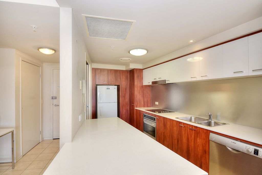 deluxe apartment, 2 bedrooms, 2 bathrooms | private kitchen | oven, stovetop, dishwasher, electric kettle