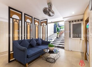 Reception - Bin Bin Hotel 2 - Near Him Lam D7 (Ho Chi Minh City)