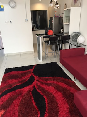 Appartement Duplex Familial, 1 chambre, vue ville, dans la tour | Coin séjour | Télévision à écran plat