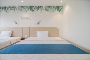 Quarto duplo luxo | Escrivaninha, cortinas blackout, Wi-Fi de cortesia