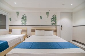Deluxe Twin Room | Individually furnished, desk, blackout curtains, free WiFi - BinBin Hotel 5 - Near Lotte Mart D7 (Ho Chi Minh City)