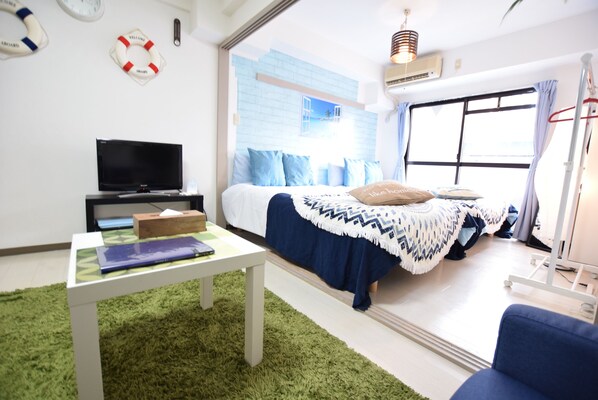 Room - Shin Nippombashi apartment (Osaka)