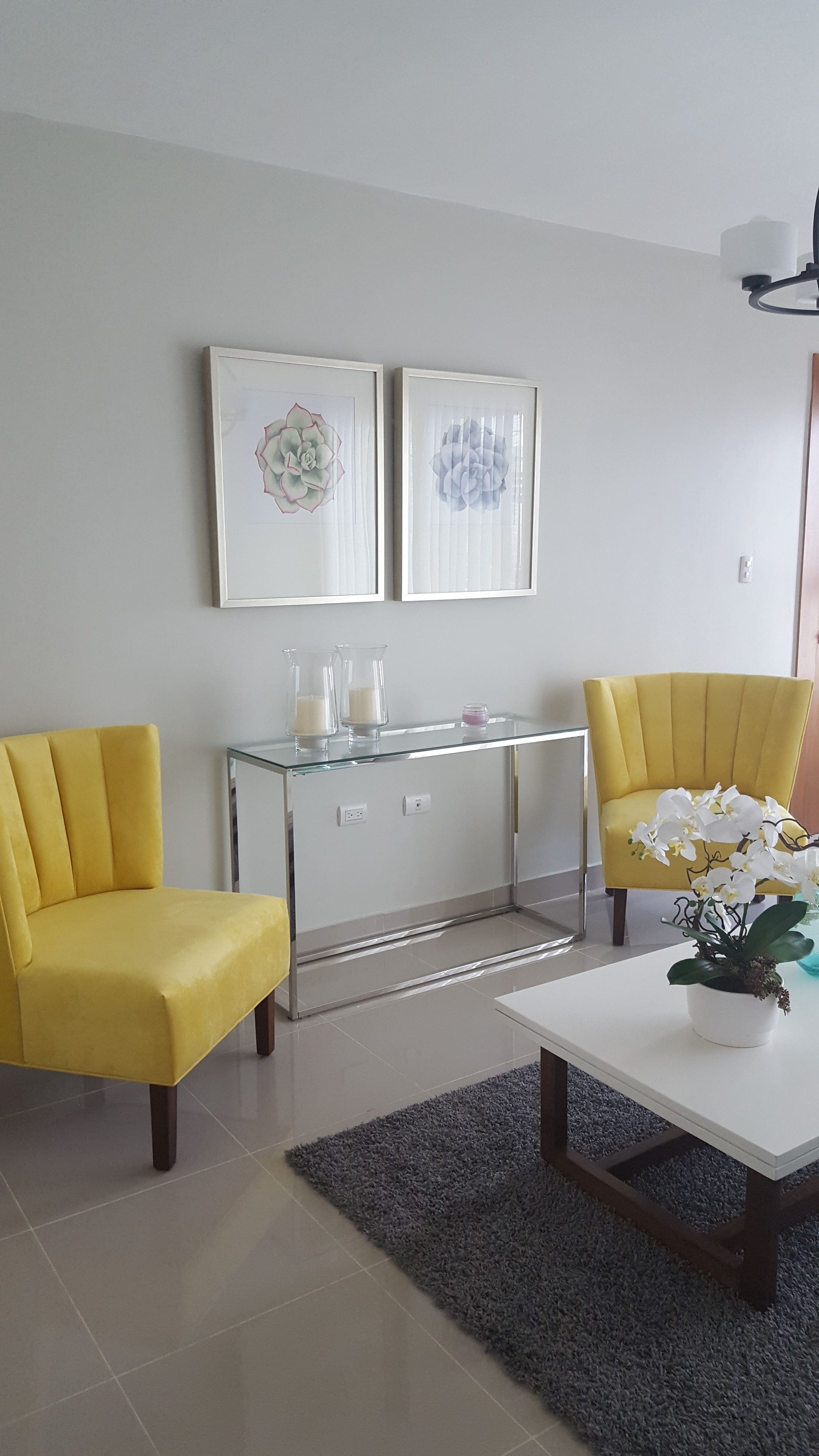 49-inch Smart TV with digital channels