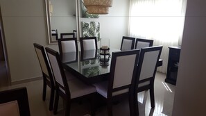In-room dining - HeimatDorado R.D. your pleasant stay (Santiago de los Caballeros)