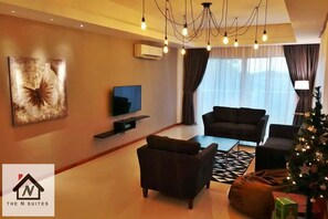 TV - The N Suites Cozy and Spacious (Kota Kinabalu)