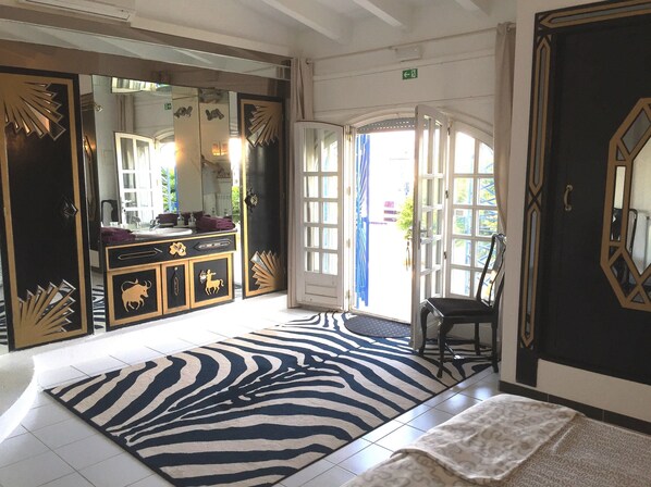 高级双人房 | 特色装修、特色家居、免费婴儿床、免费 WiFi