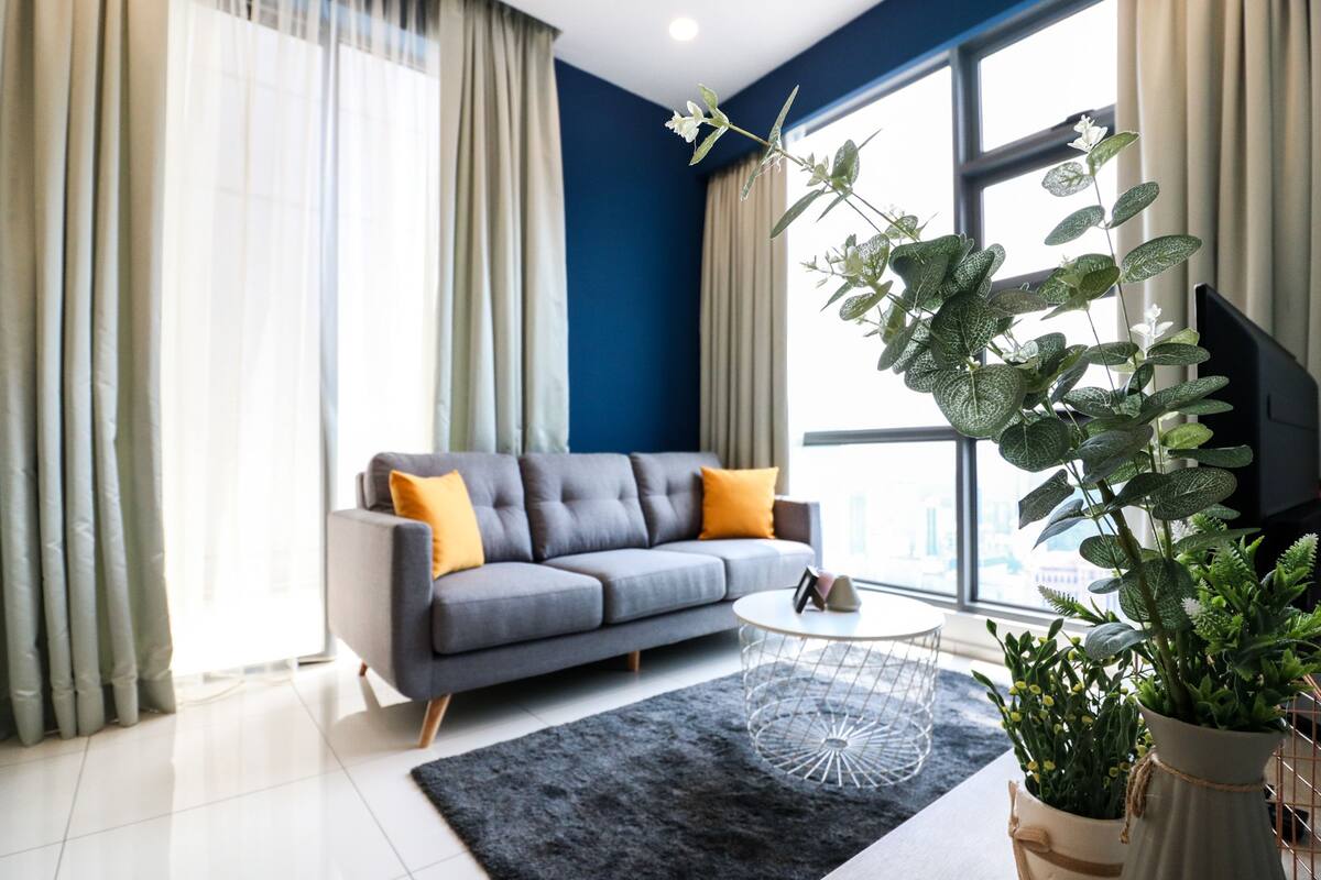 Executive Suite, 1 Bedroom | Living room