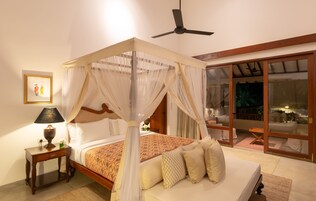 Eight Bed Room Villa with Private Pool | Premium bedding, in-room safe, individually furnished, desk