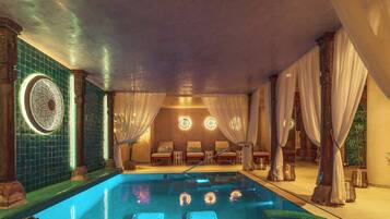 Behandelingskamers voor koppels, hotstone-massages
