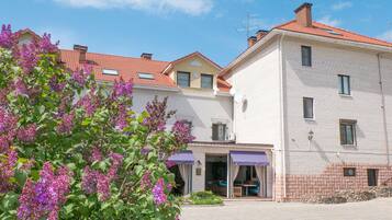 Majoituspaikan julkisivu