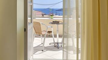 Superior Studio, Sea View | Beach/ocean view