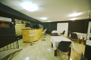 Cafe - Hotel Traveler (Kutaisi)