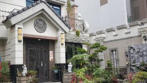 Unclassified image, 5 of 68, button - Sunny Castle (Tainan)