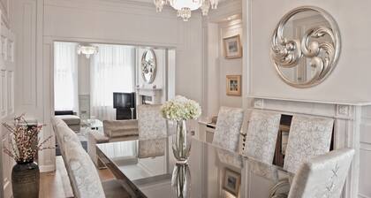 Molly Malone Suite by 5STARSTAY