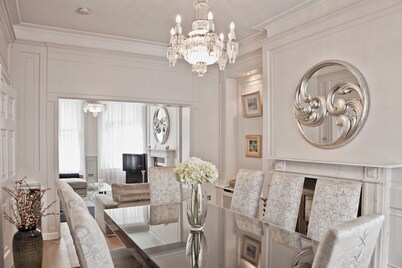 Molly Malone Suite by 5STARSTAY