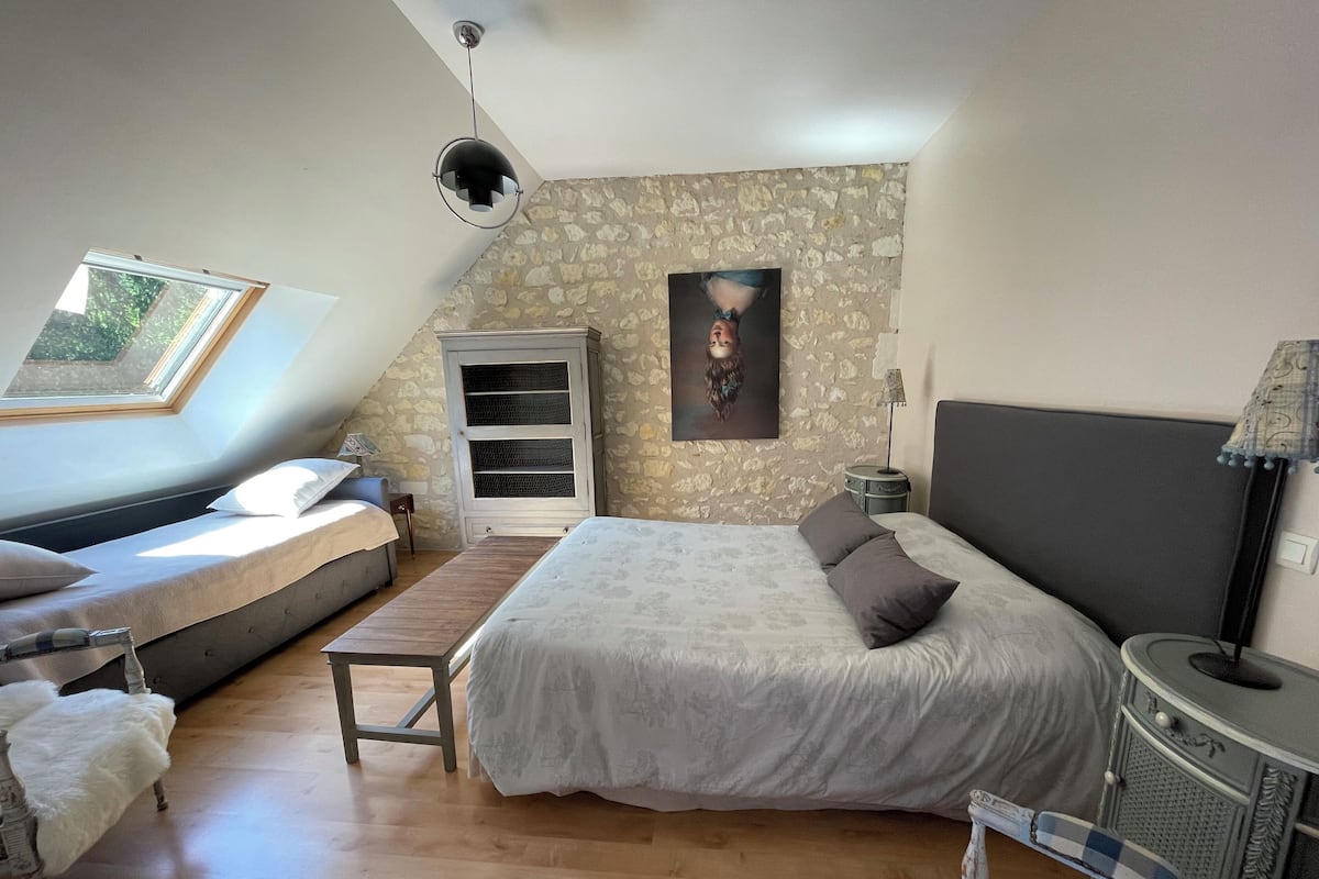Family Triple Room (Blue)