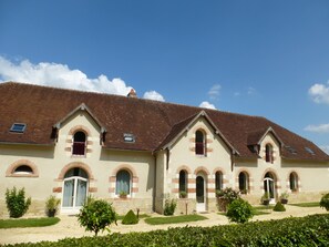 Façana frontal de l'allotjament