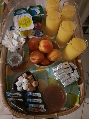 Petit déjeuner continental compris tous les jours