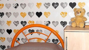 Family Double Room (Framboise) | 1 bedroom, premium bedding, soundproofing, rollaway beds